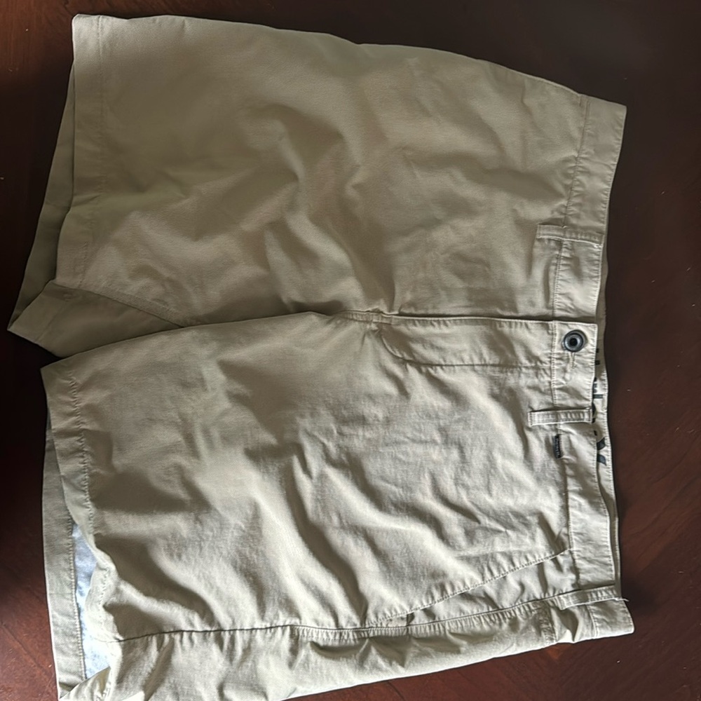 Hurley Dri-Fit khaki performance shorts